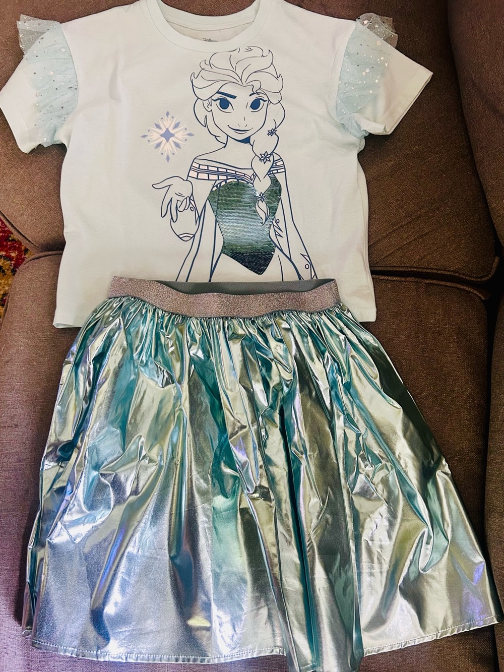 New Disney Frozen Elsa Blue/Green Metallic Girls Tee 10-12